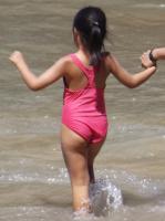 personnal pics...Candid kids girl (at the beach) 22
