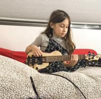 Ellen: 9 Year Old Bass Player