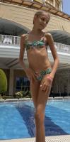 Eva: Skinny 11 year old model