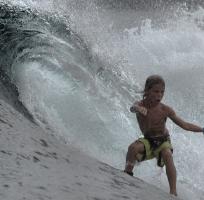 Kian surfer boy