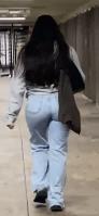 Gorgeous Latina ass walking
