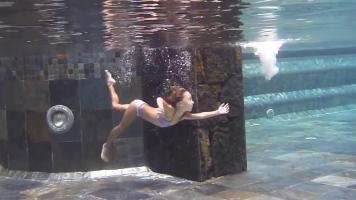 Carla - Underwater 2