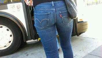 getting on the bus (tight ass jeans)