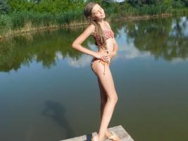 Ukrainian girl Marina K. 12-18 yrs